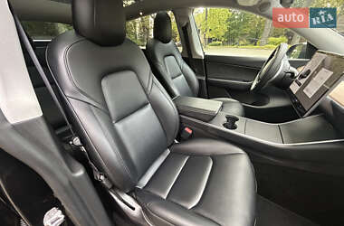 Позашляховик / Кросовер Tesla Model Y 2020 в 
