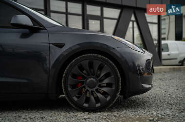 Внедорожник / Кроссовер Tesla Model Y 2021 в 