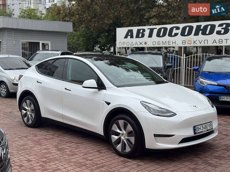 Позашляховик / Кросовер Tesla Model Y 2021 в Одесі