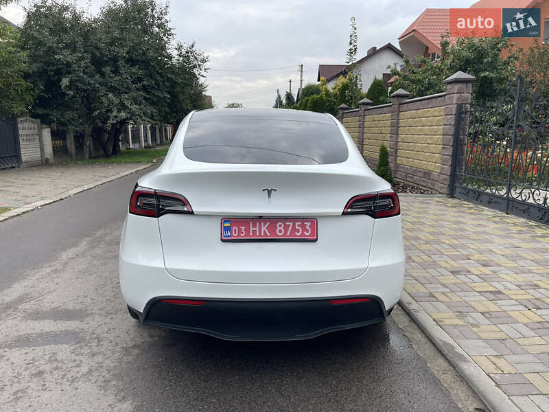 Внедорожник / Кроссовер Tesla Model Y 2023 в Луцке