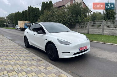 Внедорожник / Кроссовер Tesla Model Y 2023 в 
