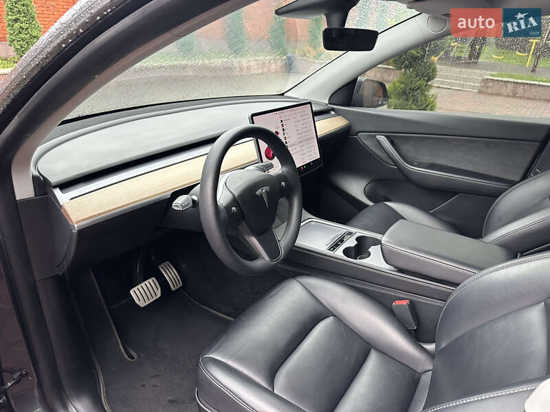 Позашляховик / Кросовер Tesla Model Y 2021 в Хмельницькому