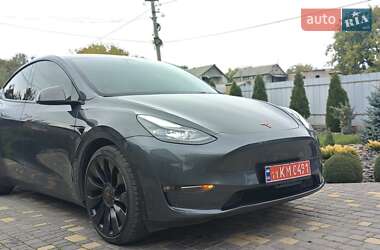Позашляховик / Кросовер Tesla Model Y 2022 в 