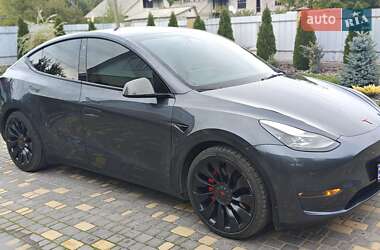 Позашляховик / Кросовер Tesla Model Y 2022 в 