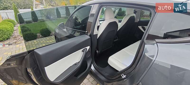 Внедорожник / Кроссовер Tesla Model Y 2022 в Верхнеднепровске