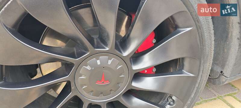 Внедорожник / Кроссовер Tesla Model Y 2022 в Верхнеднепровске