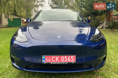 Позашляховик / Кросовер Tesla Model Y 2023 в 