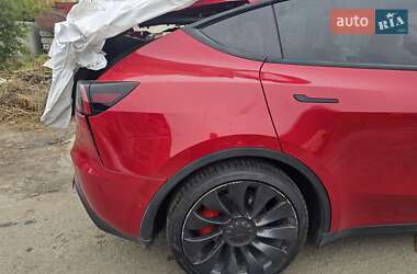 Позашляховик / Кросовер Tesla Model Y 2022 в 