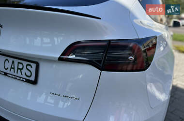 Внедорожник / Кроссовер Tesla Model Y 2021 в 