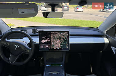 Внедорожник / Кроссовер Tesla Model Y 2021 в 