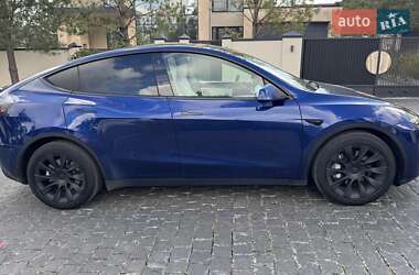 Позашляховик / Кросовер Tesla Model Y 2021 в 