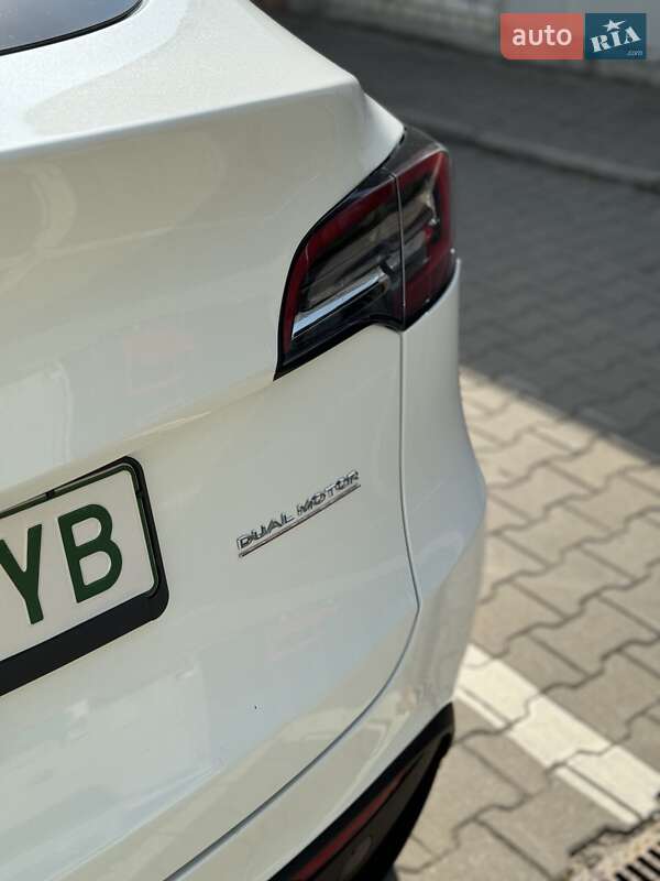 Внедорожник / Кроссовер Tesla Model Y 2022 в Хмельницком