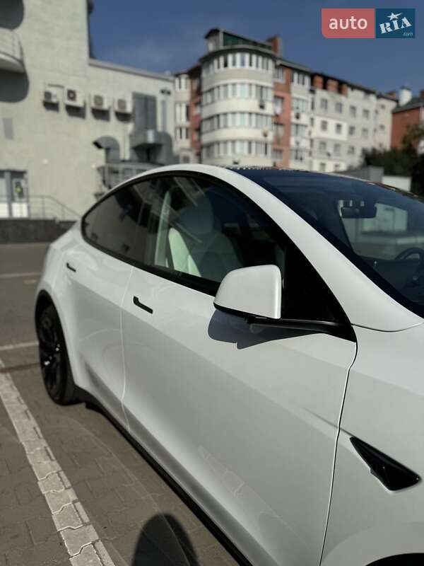 Внедорожник / Кроссовер Tesla Model Y 2022 в Хмельницком
