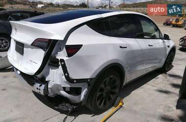 Внедорожник / Кроссовер Tesla Model Y 2022 в 
