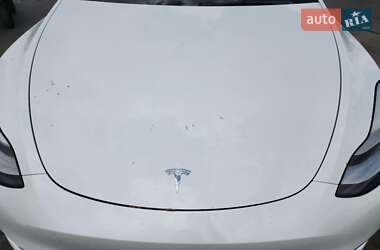 Внедорожник / Кроссовер Tesla Model Y 2021 в 