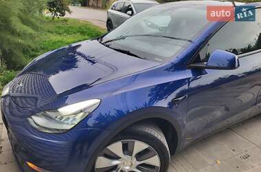 Позашляховик / Кросовер Tesla Model Y 2022 в  фото 8 Позашляховик / Кросовер Tesla Model Y 2022 в