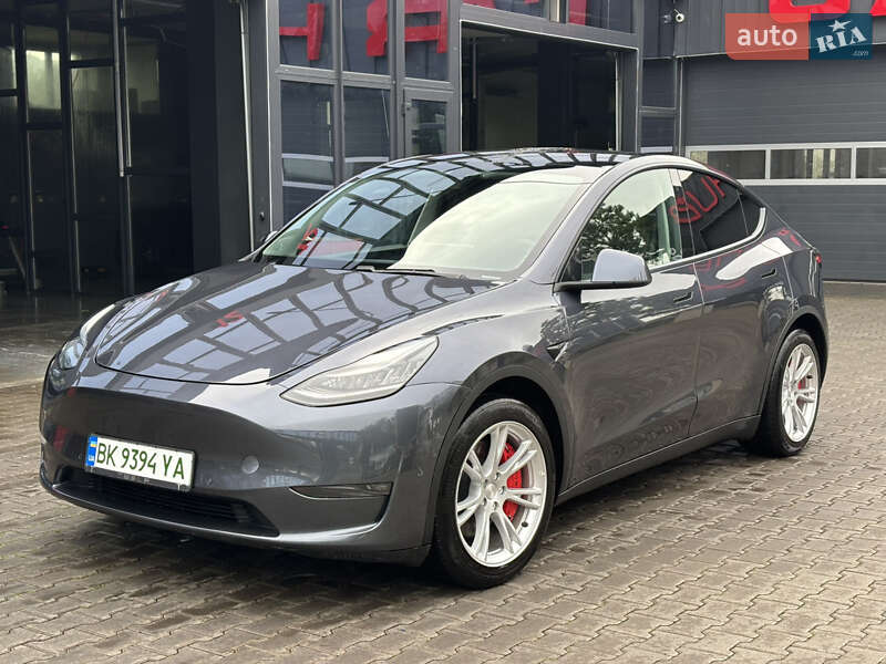 Позашляховик / Кросовер Tesla Model Y 2020 в Рівному