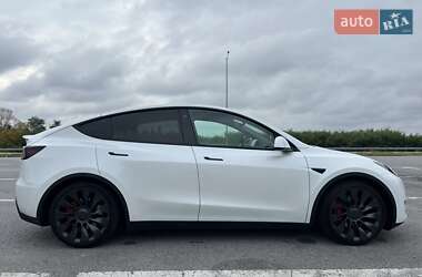 Внедорожник / Кроссовер Tesla Model Y 2023 в 
