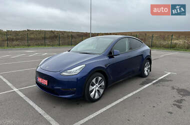 Внедорожник / Кроссовер Tesla Model Y 2023 в Ровно