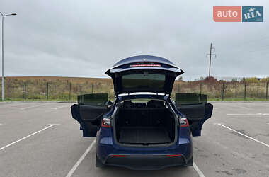 Внедорожник / Кроссовер Tesla Model Y 2023 в 