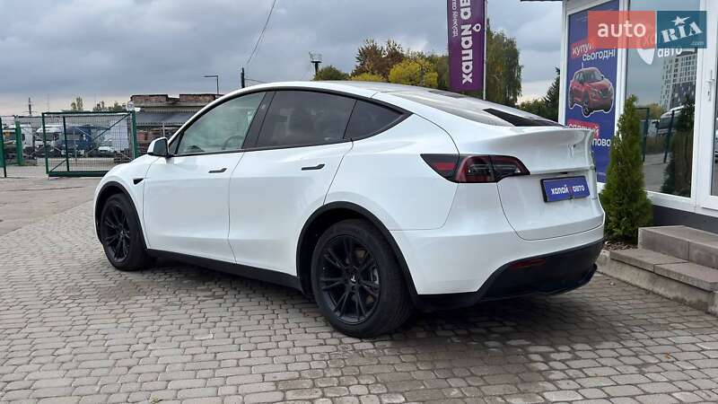 Внедорожник / Кроссовер Tesla Model Y 2023 в Львове фото 7 Внедорожник / Кроссовер Tesla Model Y 2023 в Львове