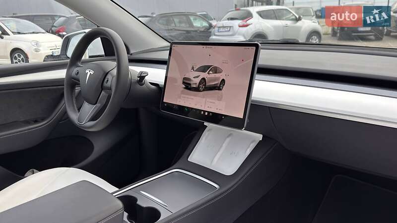 Внедорожник / Кроссовер Tesla Model Y 2023 в Львове фото 20 Внедорожник / Кроссовер Tesla Model Y 2023 в Львове