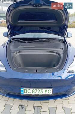 Позашляховик / Кросовер Tesla Model Y 2021 в 