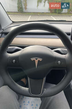 Позашляховик / Кросовер Tesla Model Y 2022 в 