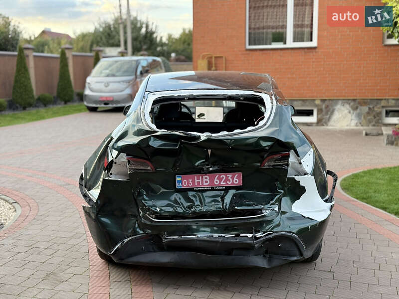 Внедорожник / Кроссовер Tesla Model Y 2022 в Луцке