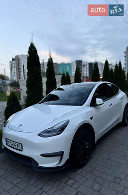 Внедорожник / Кроссовер Tesla Model Y 2023 в 