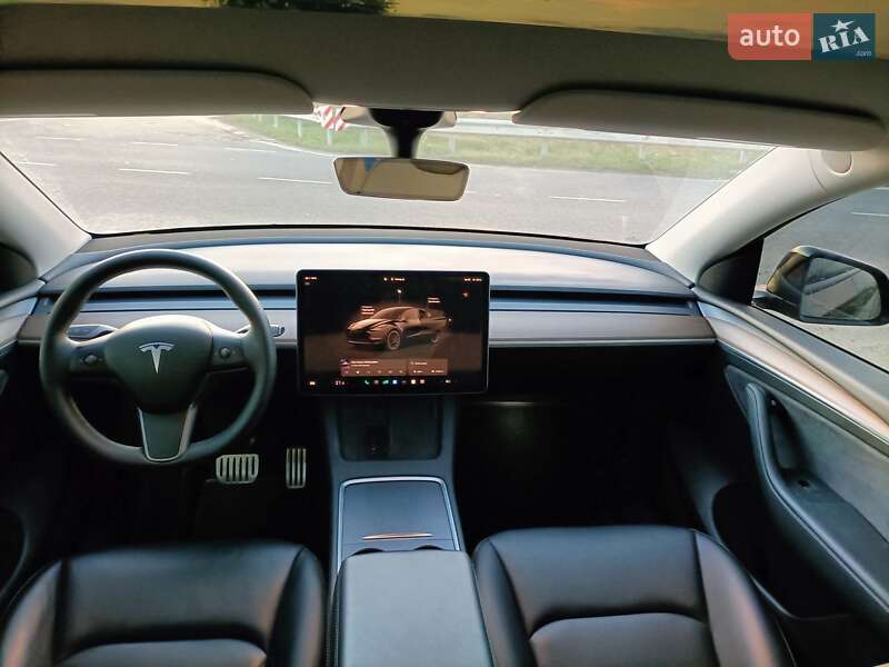 Внедорожник / Кроссовер Tesla Model Y 2022 в Львове