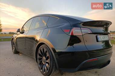 Позашляховик / Кросовер Tesla Model Y 2022 в Львові