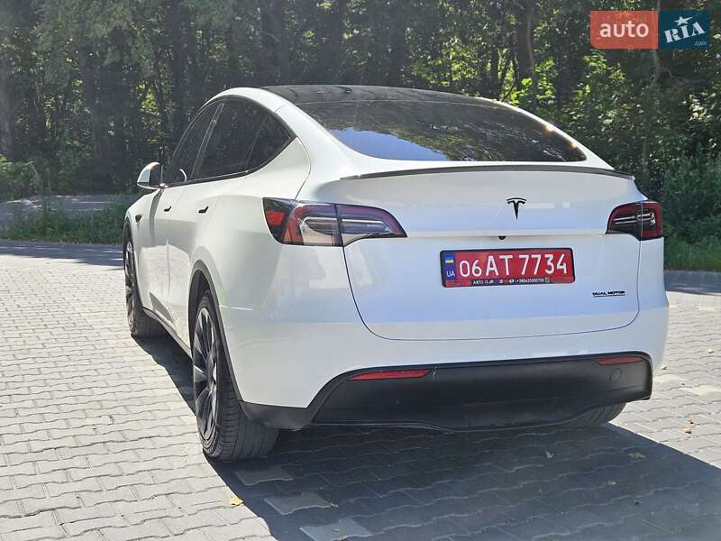 Позашляховик / Кросовер Tesla Model Y 2023 в Тернополі