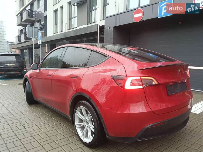 Позашляховик / Кросовер Tesla Model Y 2023 в Львові