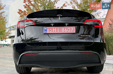 Позашляховик / Кросовер Tesla Model Y 2023 в 