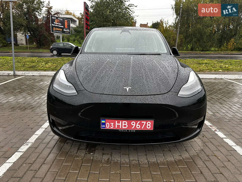 Позашляховик / Кросовер Tesla Model Y 2024 в Рівному