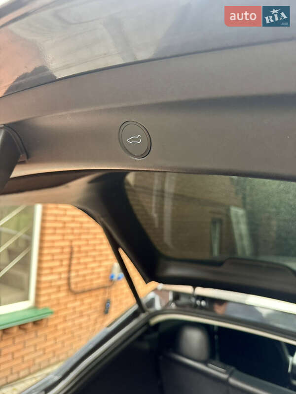 Позашляховик / Кросовер Tesla Model Y 2021 в Львові фото 13 Позашляховик / Кросовер Tesla Model Y 2021 в Львові