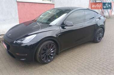 Внедорожник / Кроссовер Tesla Model Y 2021 в Львове
