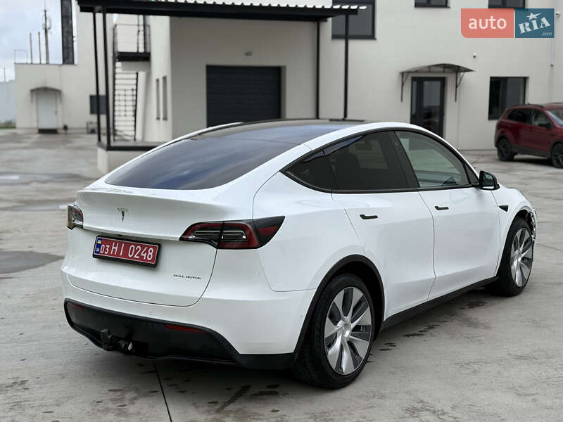 Позашляховик / Кросовер Tesla Model Y 2022 в Луцьку