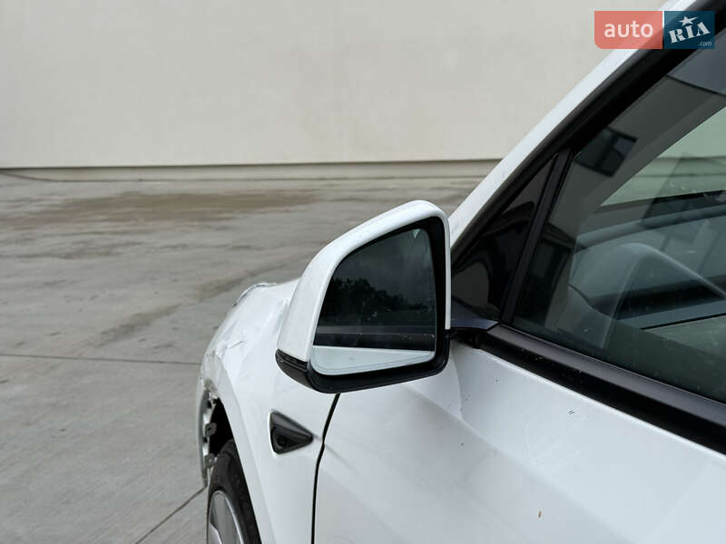 Позашляховик / Кросовер Tesla Model Y 2022 в Луцьку