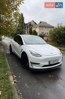 Позашляховик / Кросовер Tesla Model Y 2020 в 