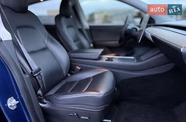Внедорожник / Кроссовер Tesla Model Y 2021 в 