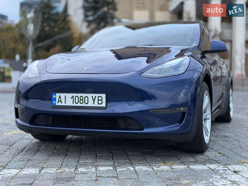 Позашляховик / Кросовер Tesla Model Y 2021 в Харкові