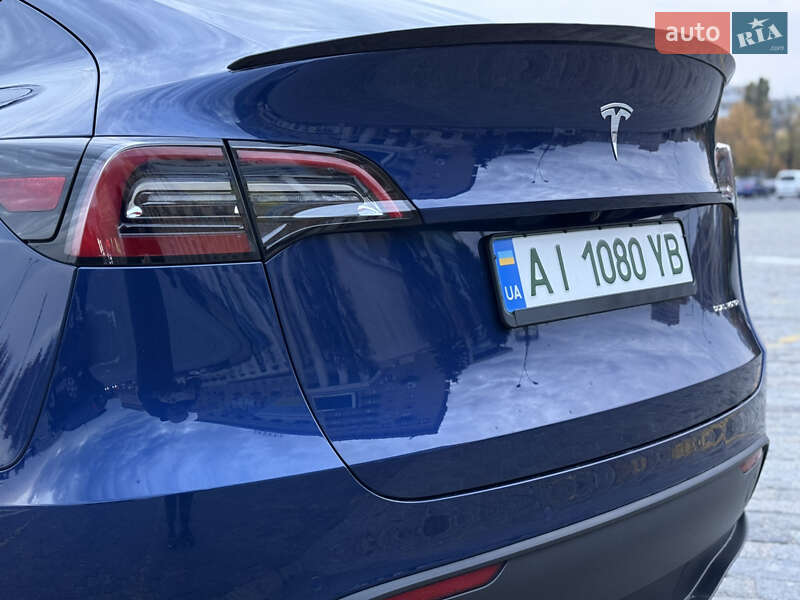 Позашляховик / Кросовер Tesla Model Y 2021 в Харкові