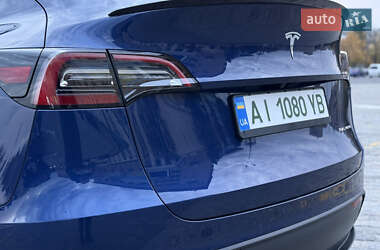 Внедорожник / Кроссовер Tesla Model Y 2021 в 