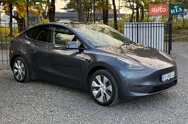 Позашляховик / Кросовер Tesla Model Y 2023 в 