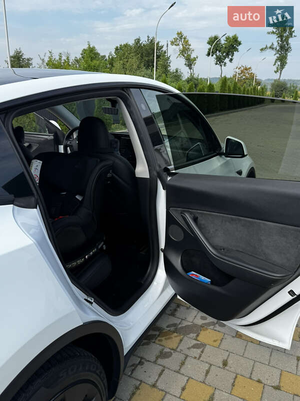 Позашляховик / Кросовер Tesla Model Y 2022 в Іршаві фото 26 Позашляховик / Кросовер Tesla Model Y 2022 в Іршаві