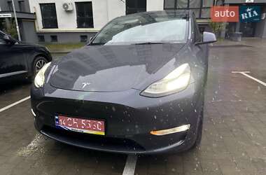Позашляховик / Кросовер Tesla Model Y 2022 в 