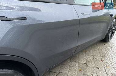Позашляховик / Кросовер Tesla Model Y 2022 в 