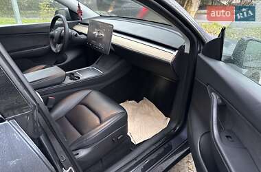 Позашляховик / Кросовер Tesla Model Y 2022 в 